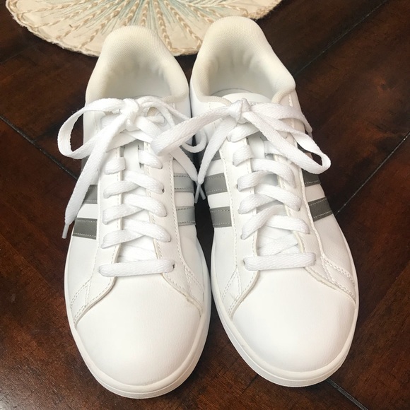 Adidas shoes - Picture 7 of 7